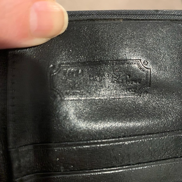 Authentic MCM Leather Wallet (Pre-Owned) - Picture 7 of 9